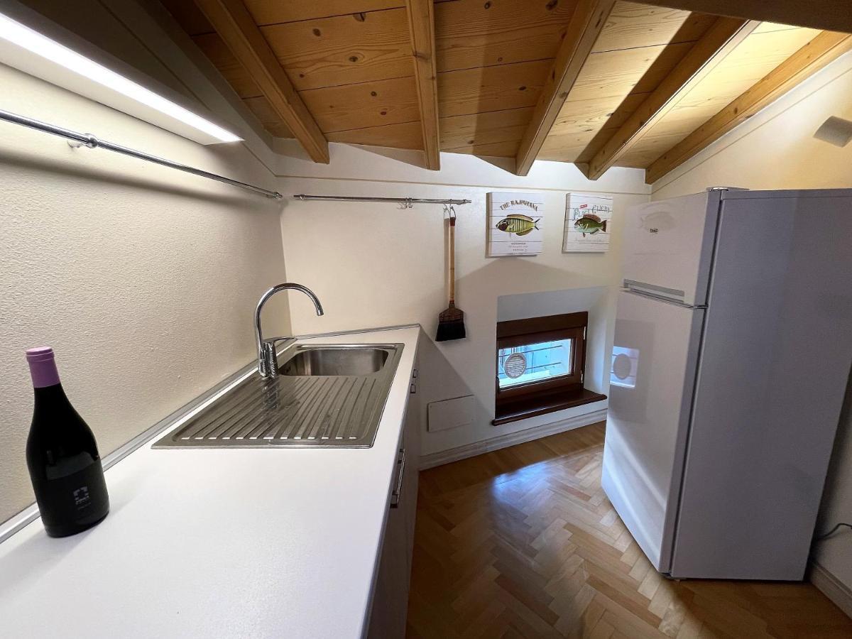 Apartmán Attic 1 Centro Storico Peschiera del Garda Exteriér fotografie