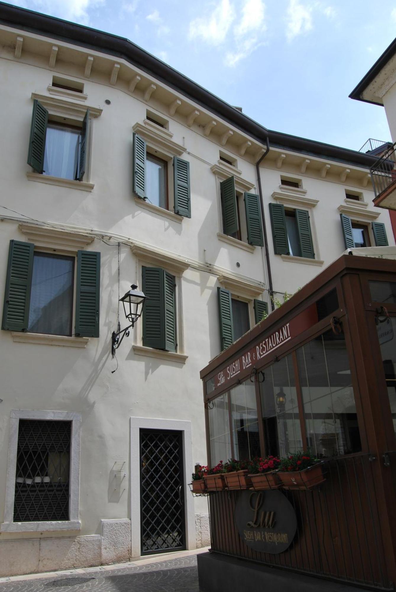Apartmán Attic 1 Centro Storico Peschiera del Garda Exteriér fotografie